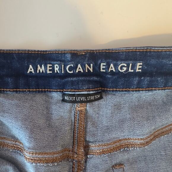 American Eagle Super Hi-Rise Shortie Denim Size 20 Distressed Next Level Stretch - Picture 5 of 11